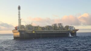 Petrobras continúa su expansión y solicita propuestas para dos FPSO más