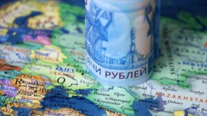 Cómo la guerra entre Ucrania y Rusia transformó el transporte marítimo