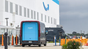 Amazon puede buscar compartir paquetes en medio de problemas laborales de UPS, o no