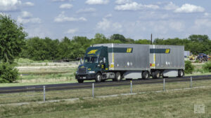 Teamsters en ABF Freight ratifican nuevo acuerdo laboral