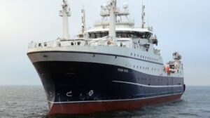 Los constructores navales de Rusia luchan por cumplir con el cronograma de la flota pesquera