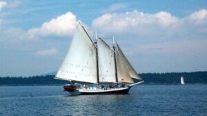 Dismasting of Historic Maine Schooner Kills One and Injures Three