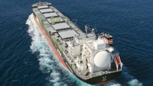 NYK pone en servicio el primer granelero Panamax propulsado por GNL a medida que crece la flota de GNL