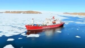 El histórico buque antártico de Sudáfrica entregado para una nueva oportunidad de vida