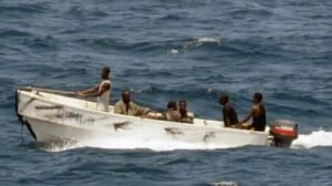 Presuntos piratas se acercan a Bulker mientras la UE advierte nuevamente sobre mayores peligros