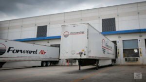 Forward Air contrata al ex arquitecto financiero de YRC Jamie Pierson como director financiero interino