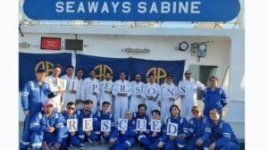 El petrolero Suezmax de Seaways utiliza drones y conocimientos marineros para rescatar a los náufragos