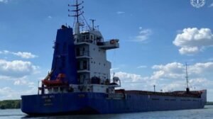 Ucrania procesa a los oficiales del barco por entrar en Sebastopol