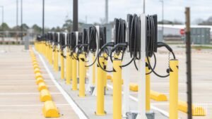 Coalición de 4 estados obtiene casi 250 millones de dólares para cargadores de camiones eléctricos I-95