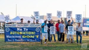 ILA y USMX llegan a acuerdo sobre automatización y evitan huelga portuaria