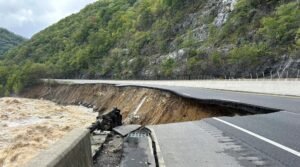 Devastado por Helene, I-40 en Carolina del Norte para reabrir, con límites