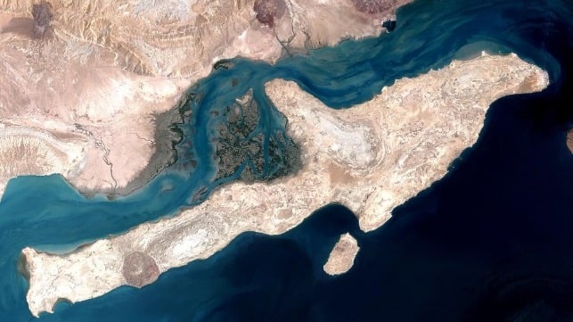 Enfrentando sanciones de exportación, Irán quiere vender más combustible de búnker 9 Enfrentando sanciones de exportación, Irán quiere vender más combustible de búnker