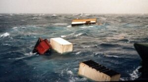 El cambio de ruta de la embarcación contribuyó al aumento de los contenedores perdidos en el mar