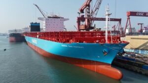 Maersk persigue las reajusiones de la flota alquilada para reducir los costos y las emisiones