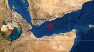 Transportista de GLP en llamas y problemas a la deriva Llamada de socorro en Yemen