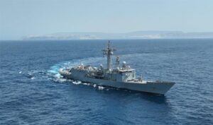 Un petrolero griego denuncia disparos y juegos de rol durante un abordaje por parte de piratas frente a Somalia