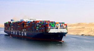 CMA CGM se dispone a restaurar la primera ruta a través de Suez/Mar Rojo