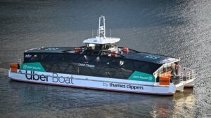 Uber es pionero en el primer ferry totalmente eléctrico y sin emisiones en Londres