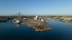 Australia prohíbe al granelero chino por falta de pago de los salarios de la tripulación